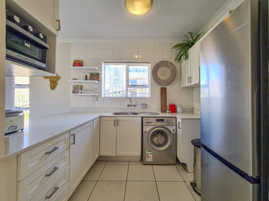 To Let 2 Bedroom Property for Rent in Beach Estate Western Cape